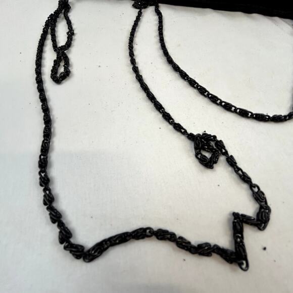 Vintage Black Metal Mesh Purse Evening long chain night out flaw - Picture 6 of 7